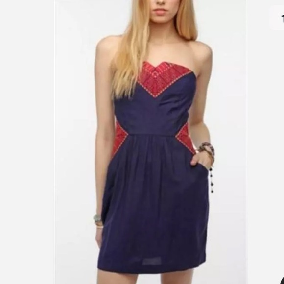 Ecote Tribal Embroidered Inset Strapless - Picture 1 of 6